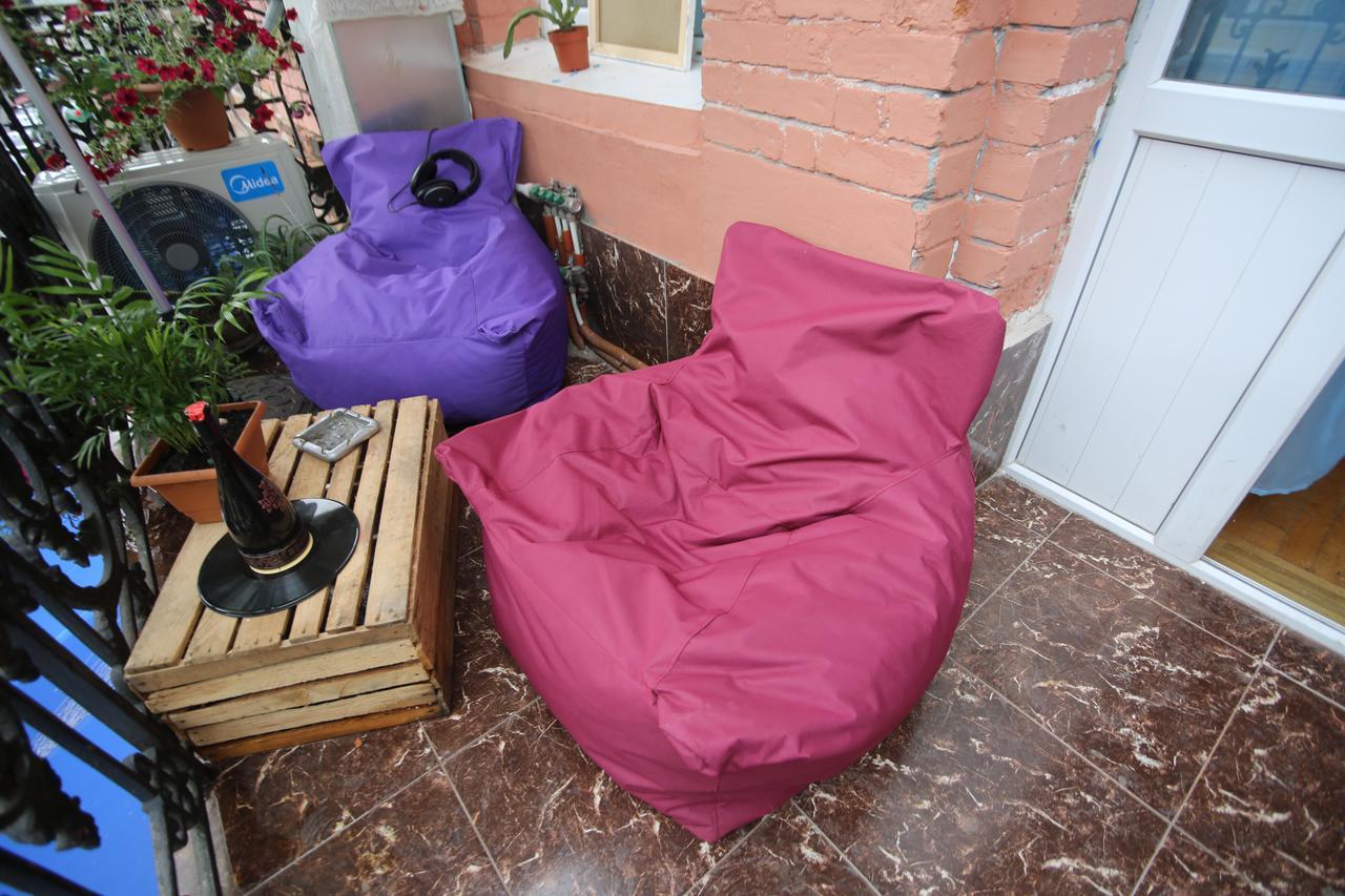 Lilus Hostel Батуми Экстерьер фото